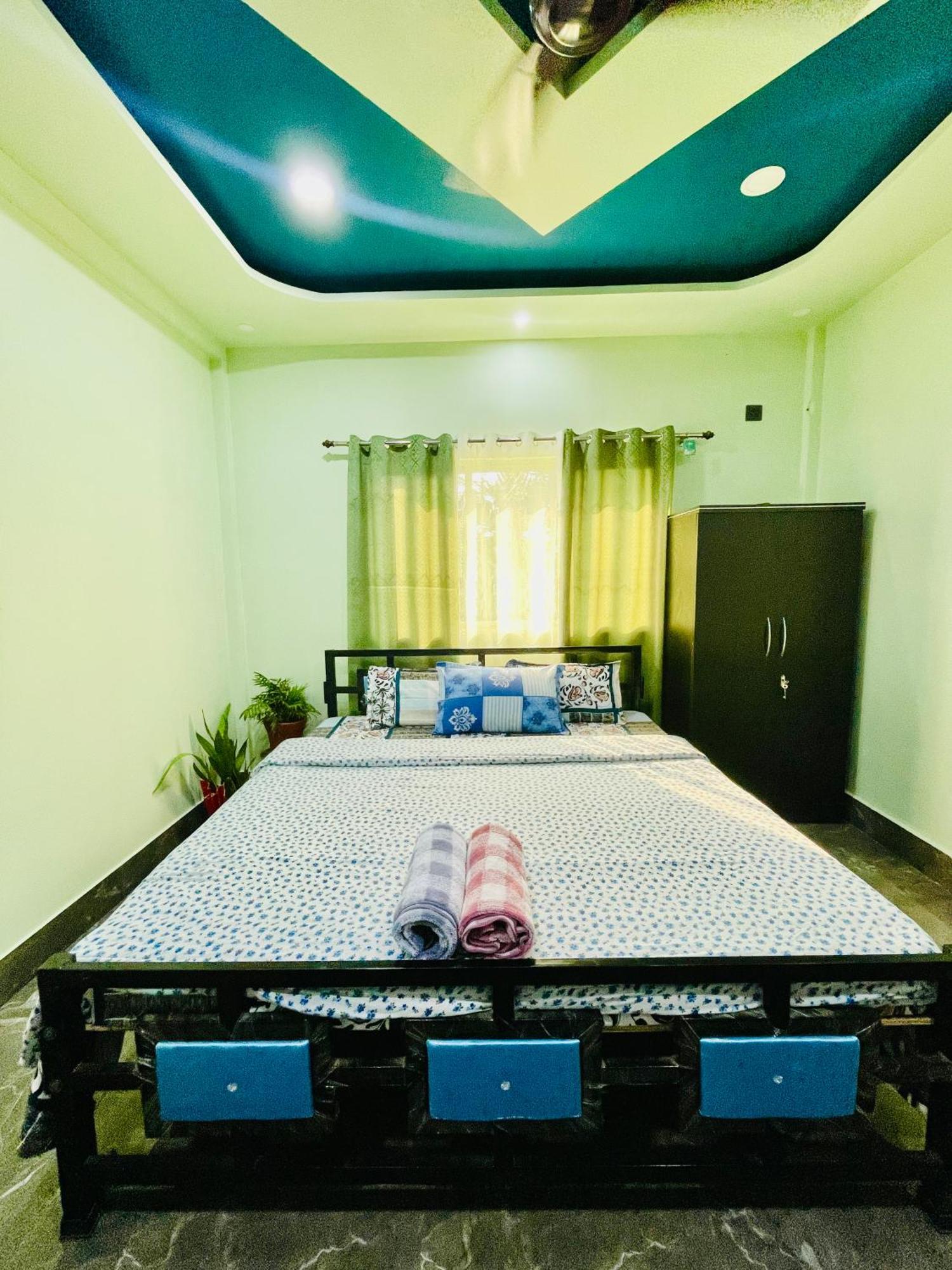 Deka'S Homestay Tezpur Exteriör bild
